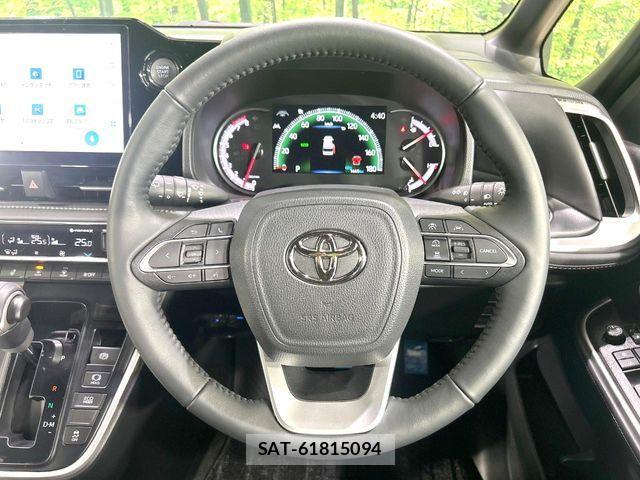 Toyota NOAH 2025-03 8337136-7