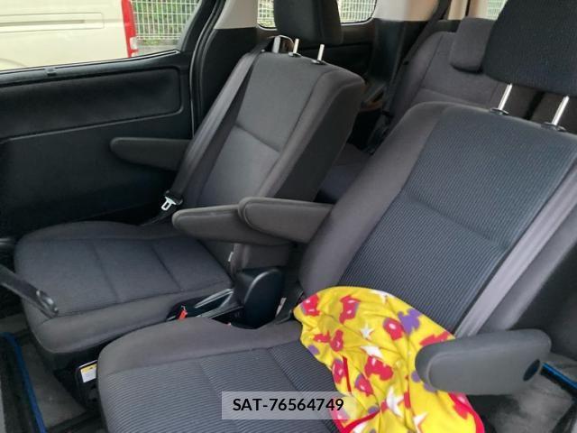 Toyota NOAH 2019-05 8337143-10