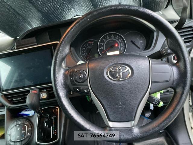 Toyota NOAH 2019-05 8337143-17