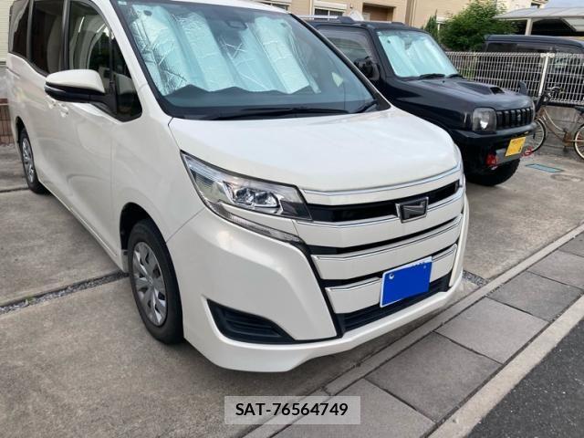 Toyota NOAH 2019-05 8337143-1