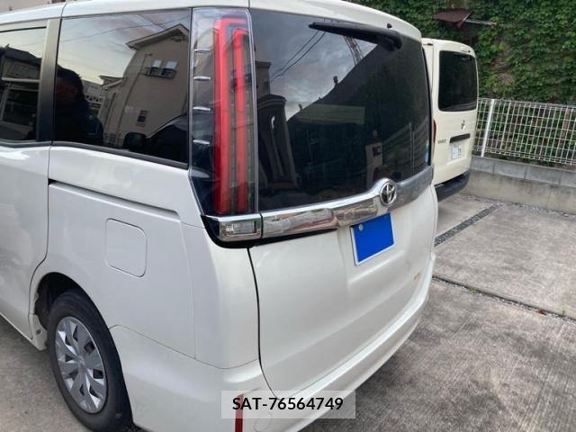 Toyota NOAH 2019-05 8337143-3