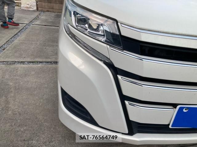 Toyota NOAH 2019-05 8337143-5