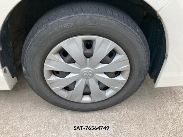 Toyota NOAH 2019-05 8337143-6