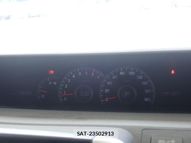 Toyota NOAH 2010-07 8337133-11