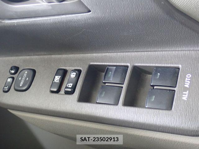 Toyota NOAH 2010-07 8337133-20