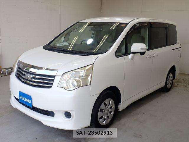 Toyota NOAH 2010-07 8337133-6