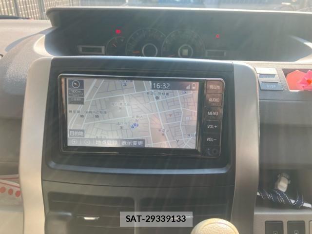 Toyota NOAH 2009-10 8337152-18
