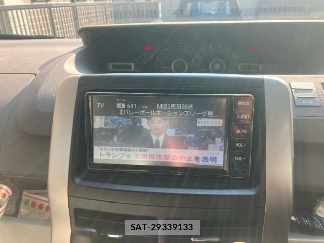 Toyota NOAH 2009-10 8337152-19