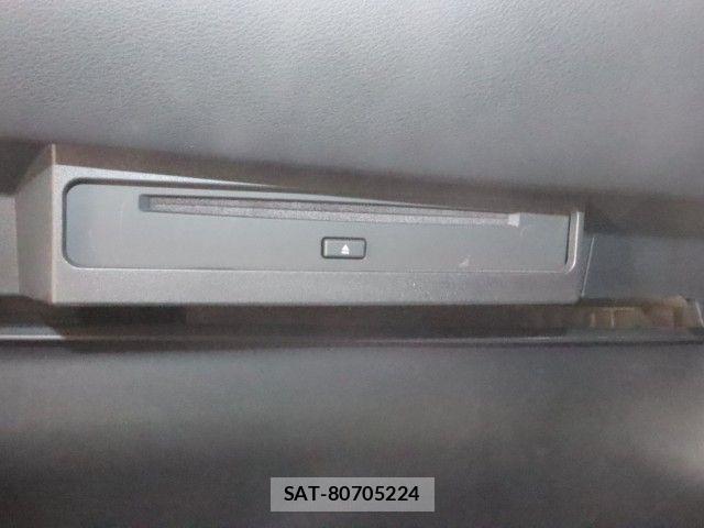 Toyota NOAH 2024-08 8337137-15