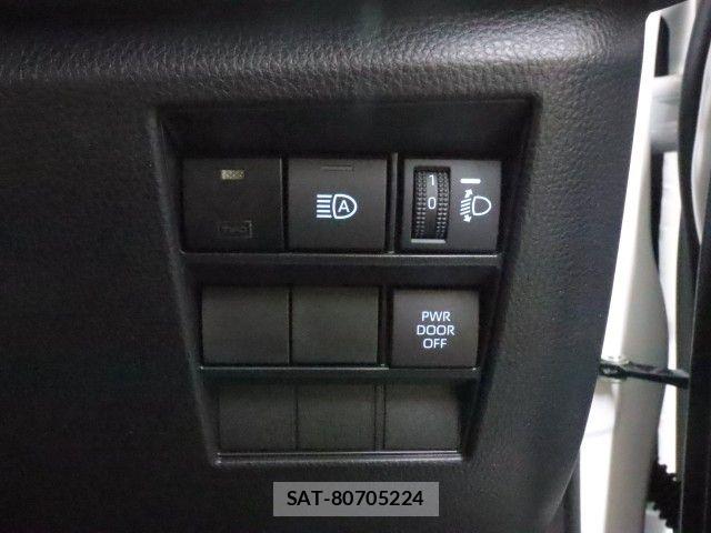 Toyota NOAH 2024-08 8337137-23