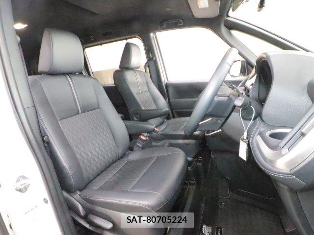 Toyota NOAH 2024-08 8337137-3