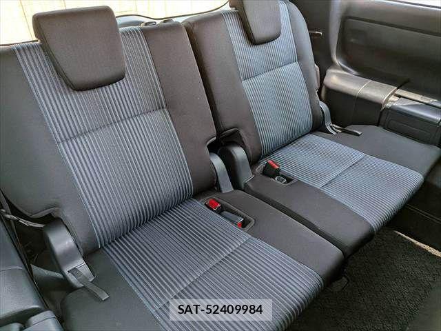 Toyota NOAH 2014-01 8337149-10