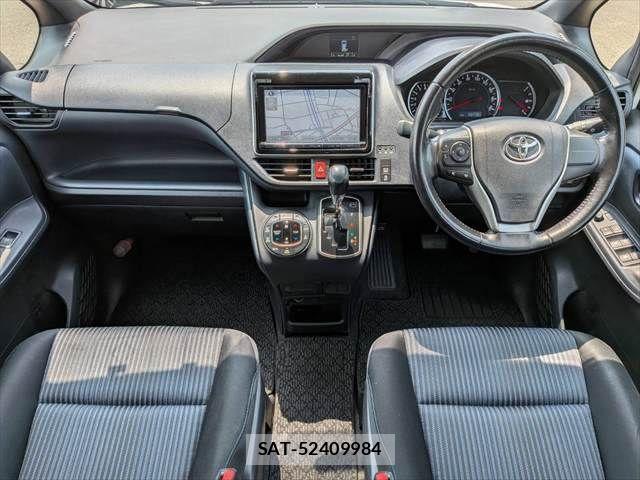 Toyota NOAH 2014-01 8337149-2