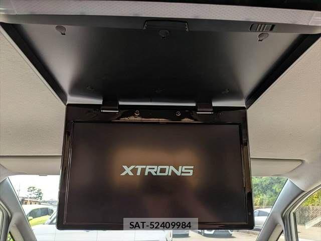 Toyota NOAH 2014-01 8337149-3