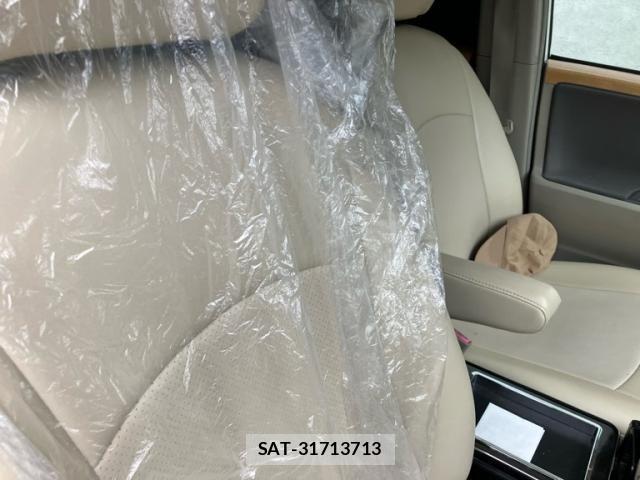 Toyota NOAH 2009-10 8337154-13