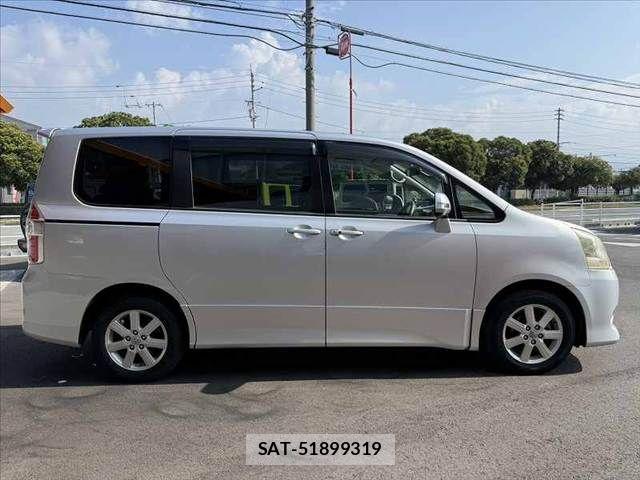 Toyota NOAH 2008-01 8337153-10