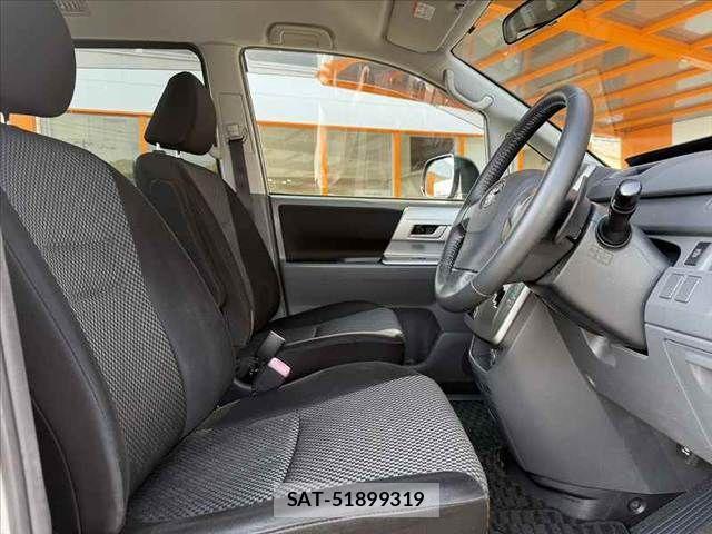Toyota NOAH 2008-01 8337153-15