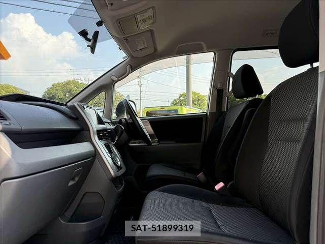 Toyota NOAH 2008-01 8337153-16