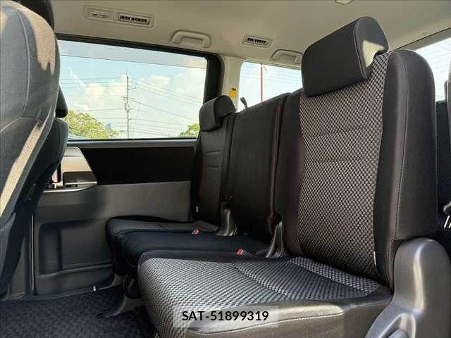 Toyota NOAH 2008-01 8337153-18