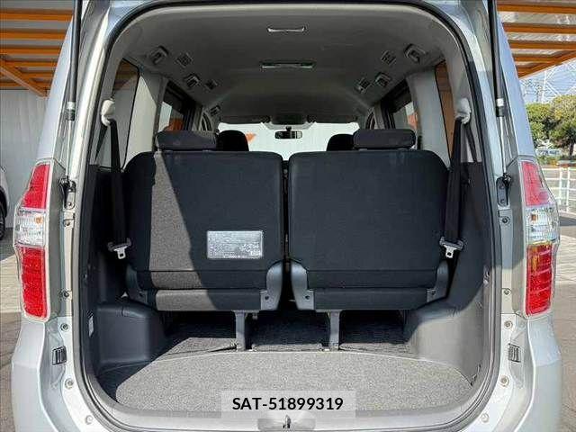 Toyota NOAH 2008-01 8337153-20