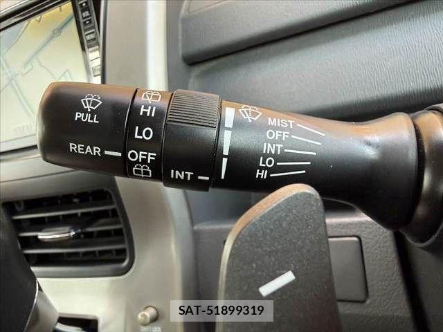 Toyota NOAH 2008-01 8337153-23