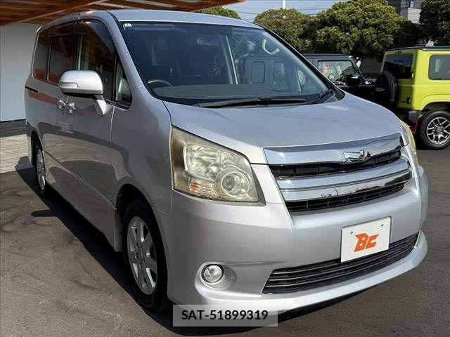 Toyota NOAH 2008-01 8337153-7