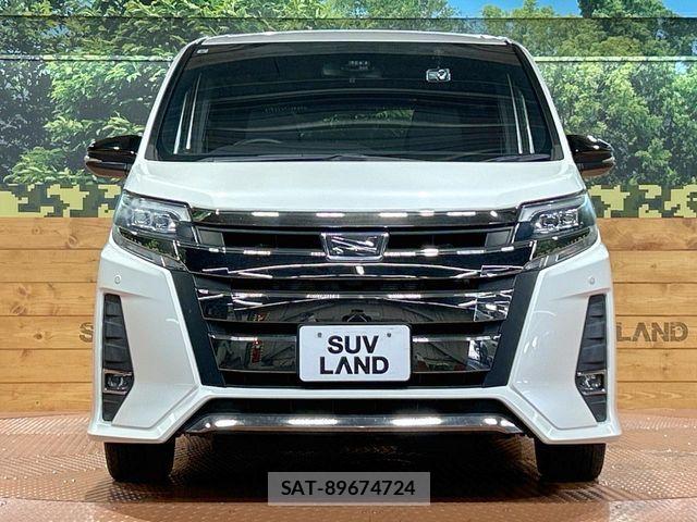 Toyota NOAH 2017-08 8337146-15