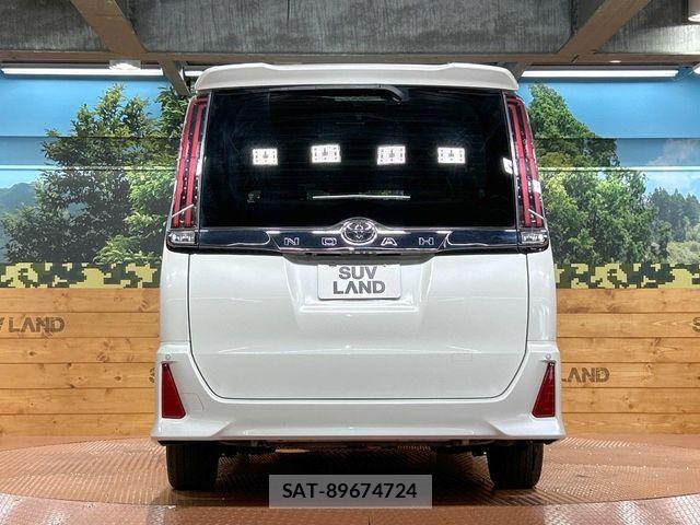 Toyota NOAH 2017-08 8337146-16