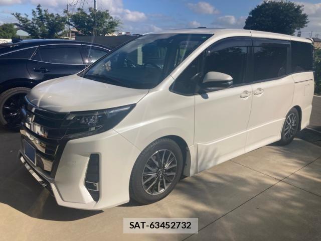 Toyota NOAH 2015-07 8337150-0