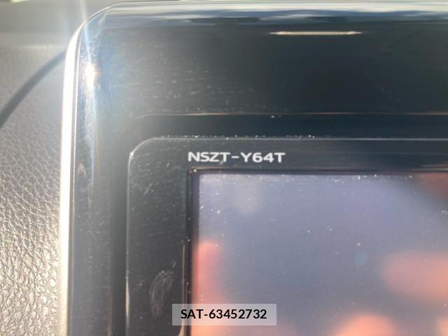 Toyota NOAH 2015-07 8337150-15