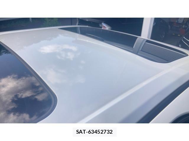 Toyota NOAH 2015-07 8337150-24