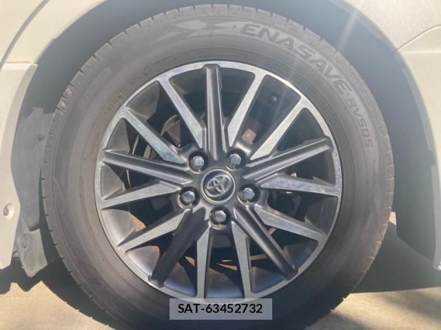 Toyota NOAH 2015-07 8337150-5
