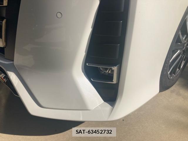 Toyota NOAH 2015-07 8337150-7