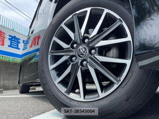 Toyota NOAH 2016-11 8337147-13