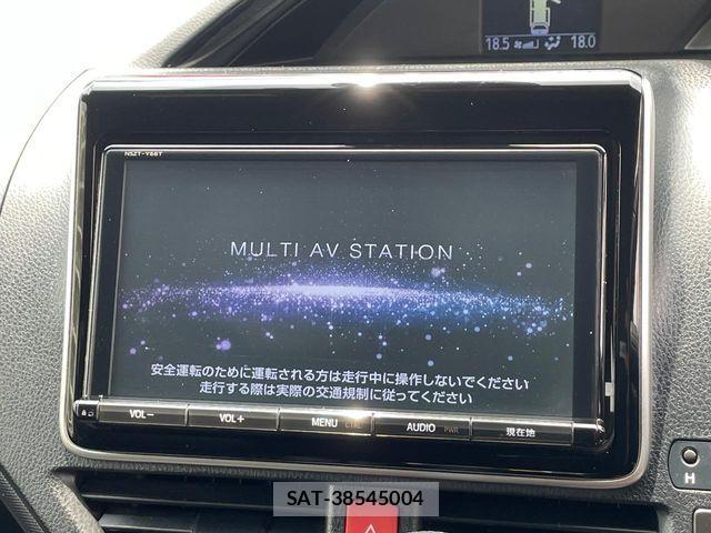 Toyota NOAH 2016-11 8337147-3
