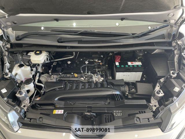 Toyota NOAH 2023-07 8337145-27