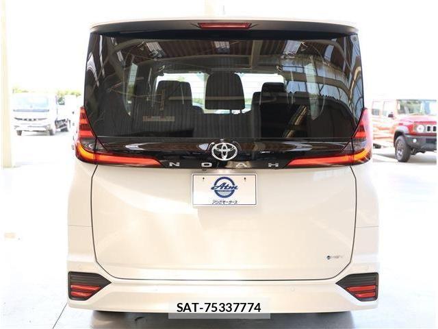 Toyota NOAH 2026-06 8337135-27