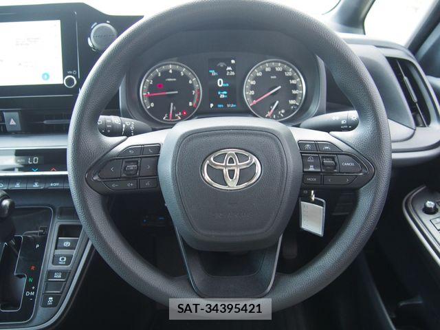 Toyota NOAH 2025-01 8337140-12