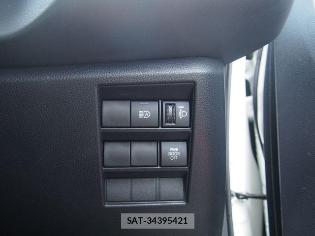 Toyota NOAH 2025-01 8337140-15