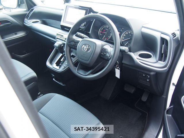 Toyota NOAH 2025-01 8337140-3