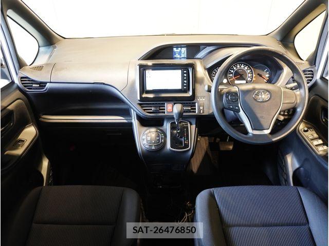 Toyota NOAH 2019-04 8355215-19