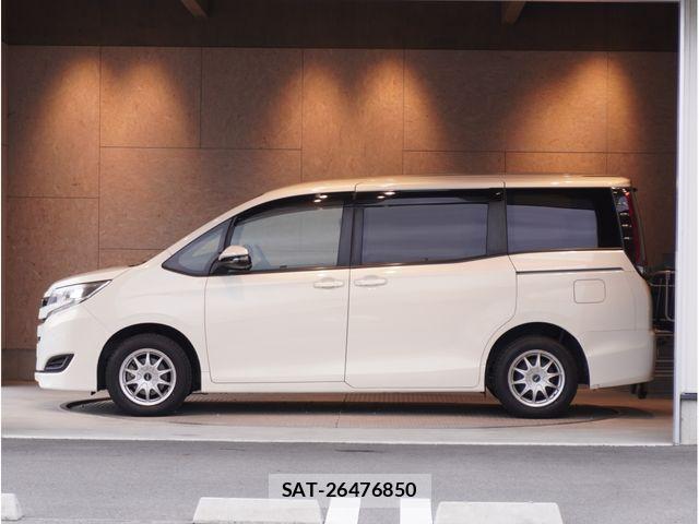 Toyota NOAH 2019-04 8355215-2