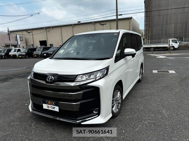 Toyota NOAH 2022-08 8355207-0