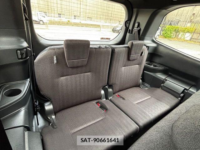 Toyota NOAH 2022-08 8355207-26