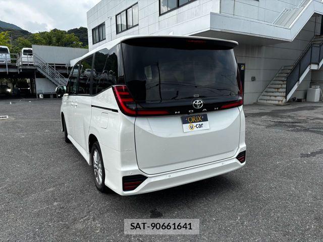 Toyota NOAH 2022-08 8355207-28