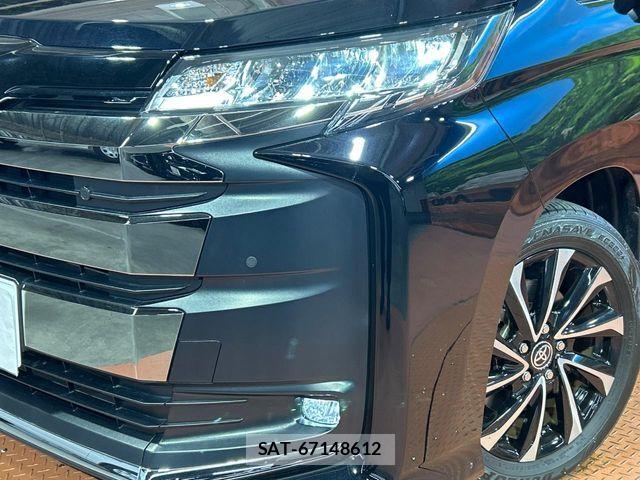 Toyota NOAH 2023-09 8355204-12