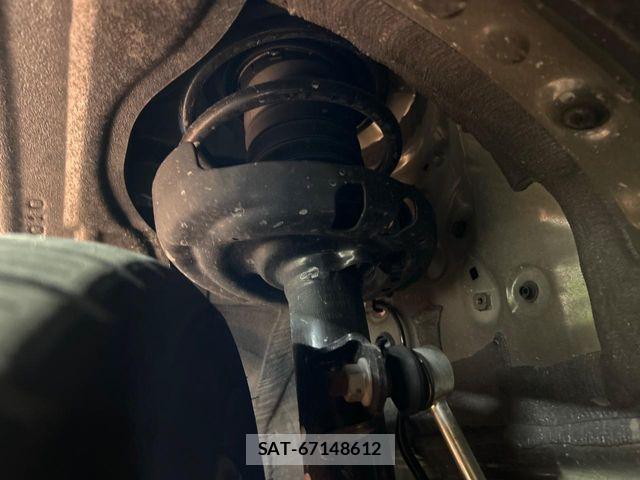 Toyota NOAH 2023-09 8355204-19