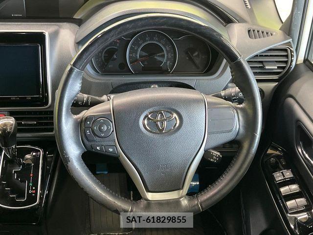 Toyota NOAH 2021-02 8355212-6