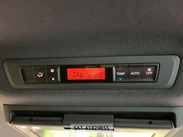 Toyota NOAH 2021-02 8355212-8