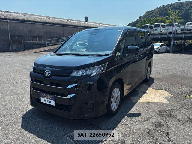 Toyota NOAH 2022-08 8355210-0